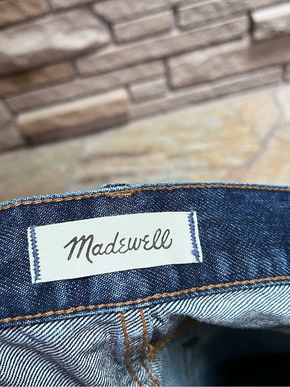 Madewell The Perfect Vintage Jean in Diversey Wash: Retro Stitched Edition 27 - Picture 5 of 11
